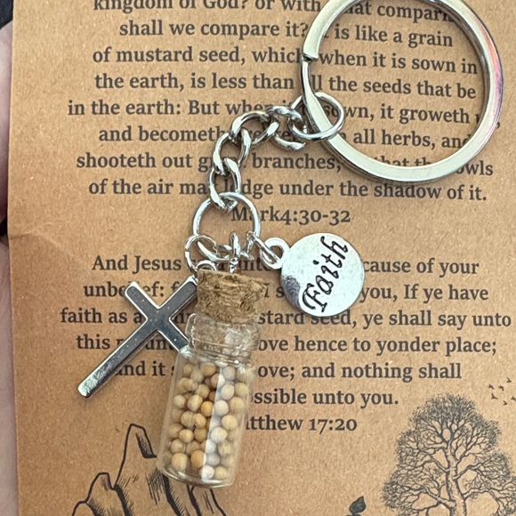 Faith Mustard Seed Keychain with Mini Vial and Cross - Picture 3 of 9
